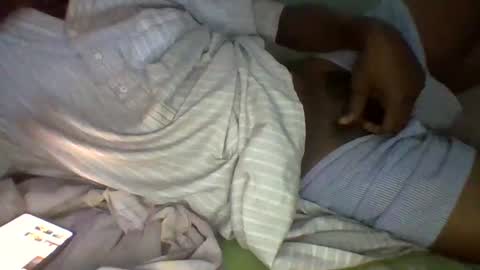 sam223382879 online show from 01-06-25, 08:39