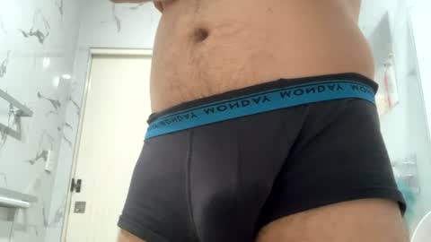 sam271119894 online show from 07-24-26, 10:46