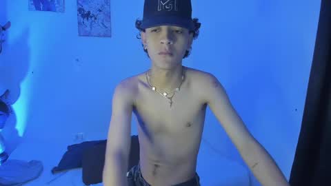 Snapshot of sam__cute chatting on 01-08-25, 07:13 sam__cute online show from 01-08-25, 07:13