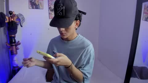 Snapshot of sam__cute chatting on 01-15-25, 10:02 sam__cute online show from 01-15-25, 10:02