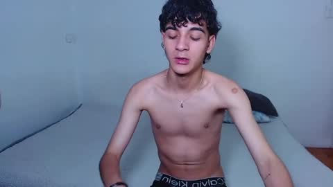 Snapshot of sam__cute chatting on 10-30-25, 06:37 sam__cute online show from 10-30-25, 06:37