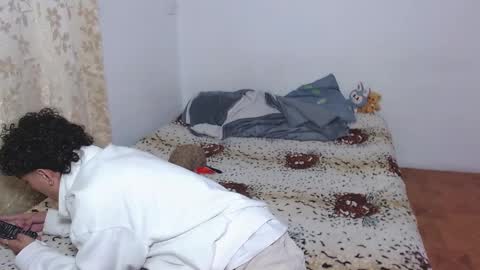 sam__cute online show from 12-04-25, 04:22