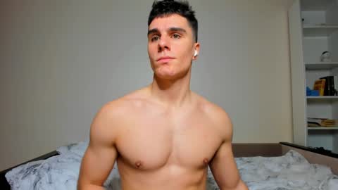 Snapshot of sam_huston18 chatting on 01-27-25, 10:27 BACK IN 2 WEEKS online show from 01-27-25, 10:27