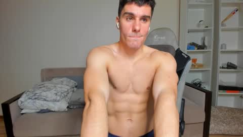 Snapshot of sam_huston18 chatting on 02-07-25, 12:53 BACK IN 2 WEEKS online show from 02-07-25, 12:53