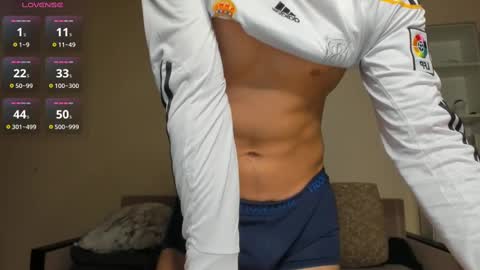 Snapshot of sam_huston18 chatting on 02-19-25, 11:25 BACK IN 2 WEEKS online show from 02-19-25, 11:25