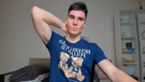 Snapshot of sam_huston18 chatting on 03-05-25, 02:14 BACK IN 2 WEEKS online show from 03-05-25, 02:14