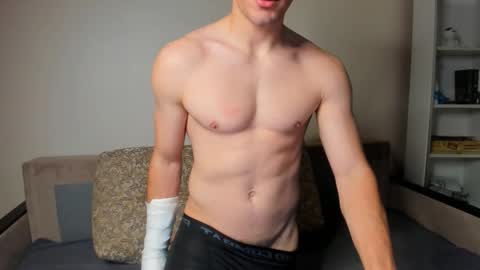 Snapshot of sam_huston18 chatting on 10-09-25, 11:14 BACK IN 2 WEEKS online show from 10-09-25, 11:14