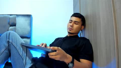 SAM online show from 12-19-25, 04:52