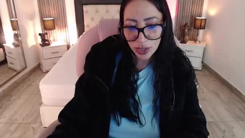 Snapshot of sam_mansson66 chatting on 02-22-25, 03:25 SAM MANSON online show from 02-22-25, 03:25