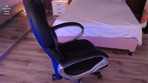 Snapshot of sam_mansson66 chatting on 11-28-25, 02:09 SAM MANSON online show from 11-28-25, 02:09