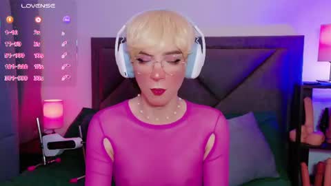 Sam online show from 06-18-26, 03:18
