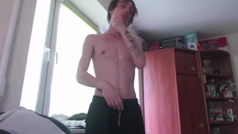 Snapshot of sam_skywalker chatting on 06-08-26, 06:47 sam_skywalker online show from 06-08-26, 06:47