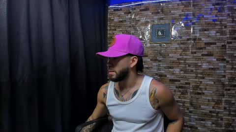 Snapshot of sam_stiglitz chatting on 03-03-25, 12:26 Sam online show from 03-03-25, 12:26