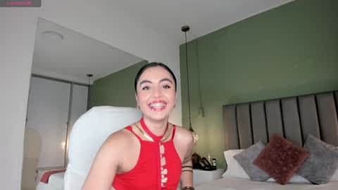 Snapshot of samaantharey chatting on 01-11-25, 01:27 Samantha online show from 01-11-25, 01:27