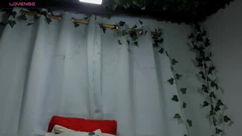 Snapshot of samannthaa_1 chatting on 02-25-25, 03:05 samannthaa_1 online show from 02-25-25, 03:05