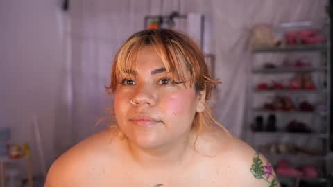 Snapshot of samanta_cutee1 chatting on 05-11-26, 04:04 SAMANTA online show from 05-11-26, 04:04