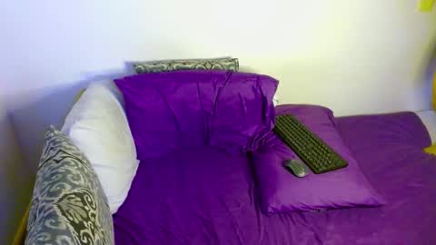 Samanta online show from 11-26-25, 05:14