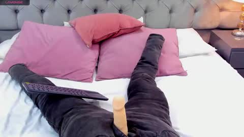 Samantaa G online show from 03-03-25, 01:42