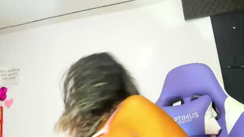  Samanthasmile  online show from 07-19-26, 05:05