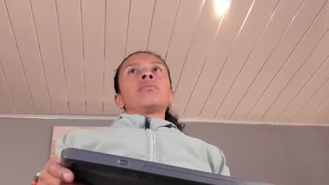 samantha_duart3 online show from 07-10-26, 11:35