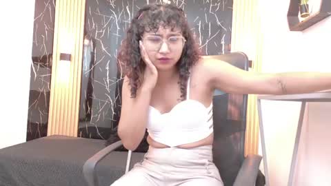    online show from 06-03-26, 10:51
