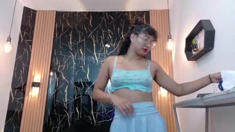    online show from 06-04-26, 10:32
