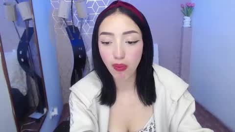 Snapshot of samantha_riot chatting on 11-07-25, 08:42 Samantha online show from 11-07-25, 08:42