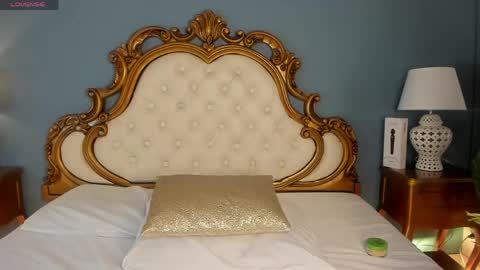 Samantha online show from 04-18-26, 02:21