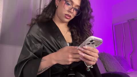 Snapshot of samanthabernardo_ chatting on 04-07-26, 04:02 Samantha Bernardo online show from 04-07-26, 04:02