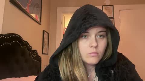 samanthafever online show from 10-14-25, 08:04