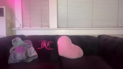 samanthafever online show from 03-26-26, 06:52