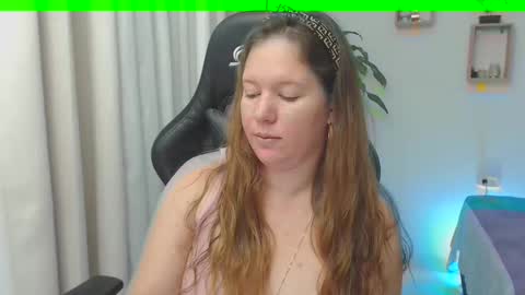 Snapshot of samanthaleon chatting on 02-10-25, 03:35 Samantha samy online show from 02-10-25, 03:35