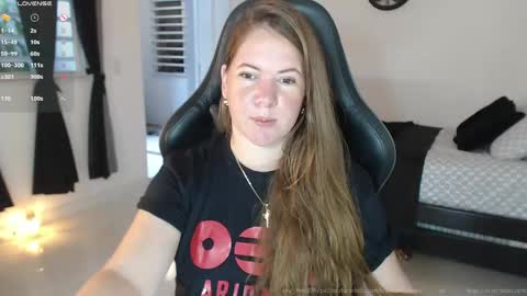Samantha samy online show from 05-03-26, 09:43