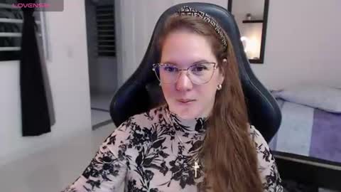 Samantha samy online show from 08-09-26, 10:04