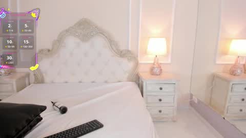 Samantha  online show from 11-24-25, 12:16