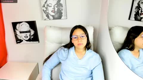 Samantha online show from 04-18-26, 07:58