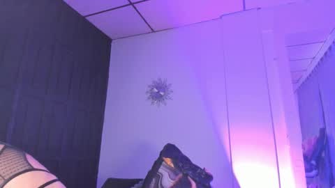 Sam online show from 11-10-25, 08:41