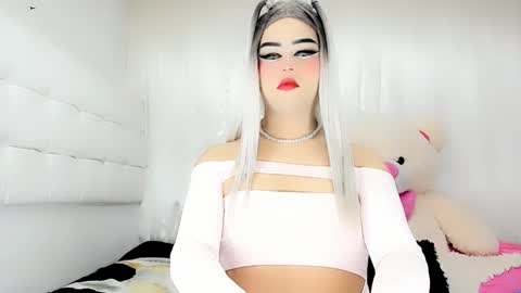 samanthax_xissadora1 online show from 02-13-25, 06:41