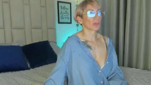 Samixmami online show from 01-18-25, 02:14