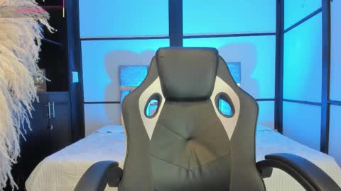 Samara online show from 01-15-26, 04:50