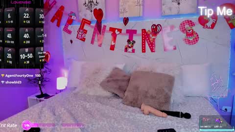 Snapshot of samaraeyes chatting on 02-20-25, 05:40 -- -- online show from 02-20-25, 05:40