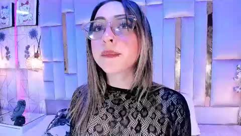 Snapshot of samarajhonson_ chatting on 05-19-26, 09:43 Samara jhonson online show from 05-19-26, 09:43