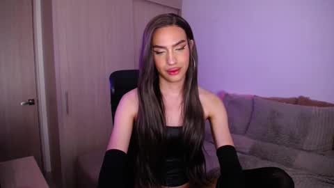 Samara Silex online show from 10-05-25, 12:20