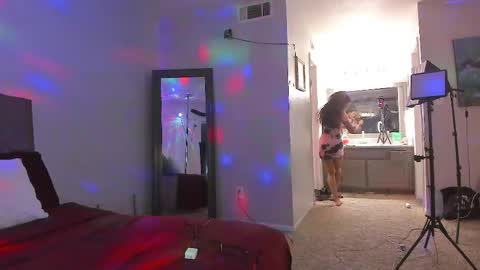 Yaya online show from 03-31-26, 04:02