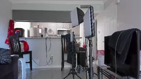 Snapshot of samatha1998 chatting on 06-13-26, 11:35 Yaya online show from 06-13-26, 11:35
