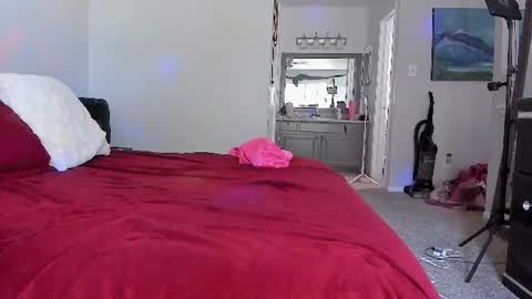 Snapshot of samatha1998 chatting on 07-04-26, 10:27 Yaya online show from 07-04-26, 10:27