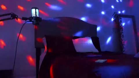 Snapshot of samatha1998 chatting on 07-31-26, 11:42 Yaya online show from 07-31-26, 11:42