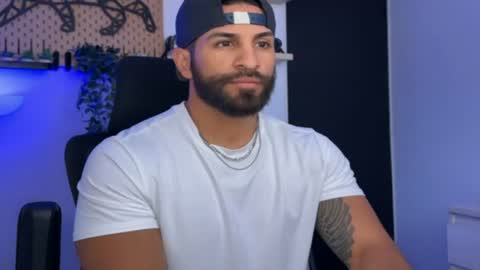 Sam Dornan online show from 07-18-26, 01:37