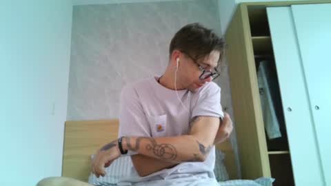 Snapshot of samgorgeous chatting on 07-04-26, 08:31 Fansly - Top4fans online show from 07-04-26, 08:31
