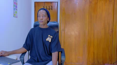 samirths_boy_ online show from 03-31-26, 07:03